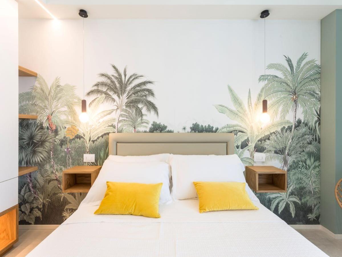 Hotel Alexandra - Beach Front - Healthy Xxl Breakfast & Brunch Until 12 30 - Parking Included Misano Adriatico Exterior foto